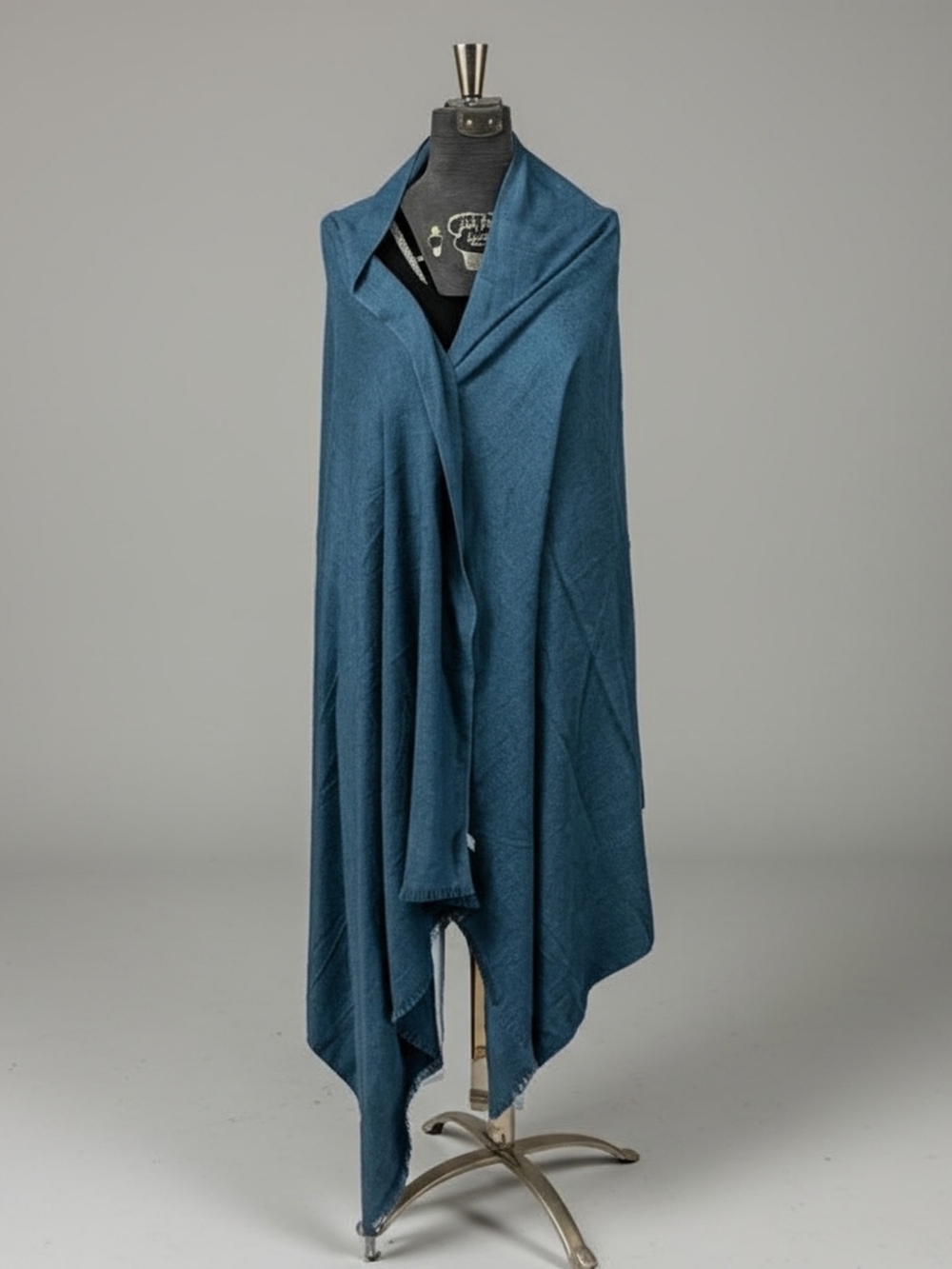 EUC 2020 LC Lauren Conrad Slate Gray Blue Oversized Travel Scarf Shawl 84"x40"